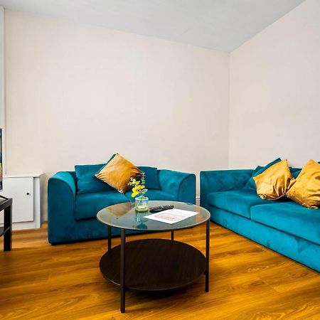 Villa 3 Bed House For Contractors & Families And Free Parking Birmingham Exterior foto